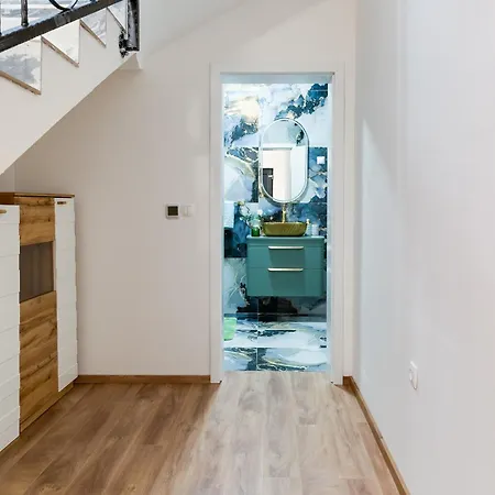 Villa Luxury Agape - Heated Pool, Jacuzzi & Peaceful Retreat Near Zadar Rastevic