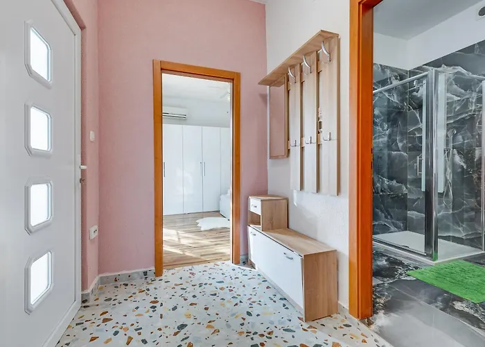 Villa Agape - Heated Pool