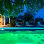 Agape - Heated Pool Βίλα Rastevic