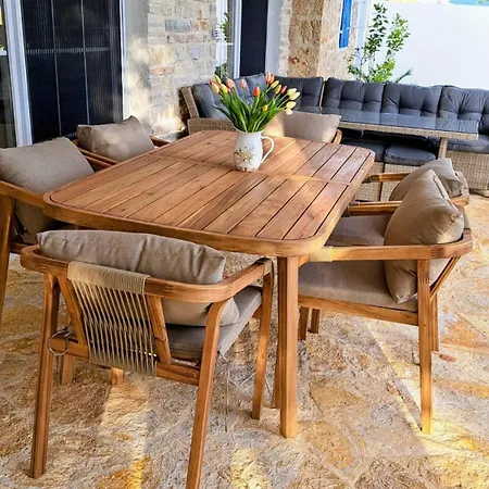 Luxury Agape - Heated Pool, Jacuzzi & Peaceful Retreat Near Zadar * Rastevic