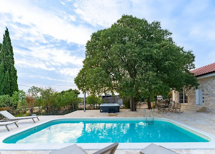 Вилла Agape - Heated Pool Rastevic