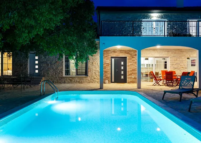 Agape - Heated Pool Βίλα Rastevic