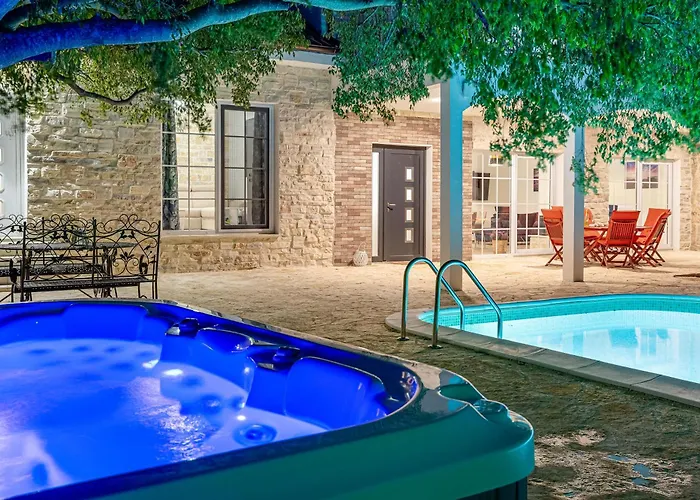 Agape - Heated Pool Rastevic